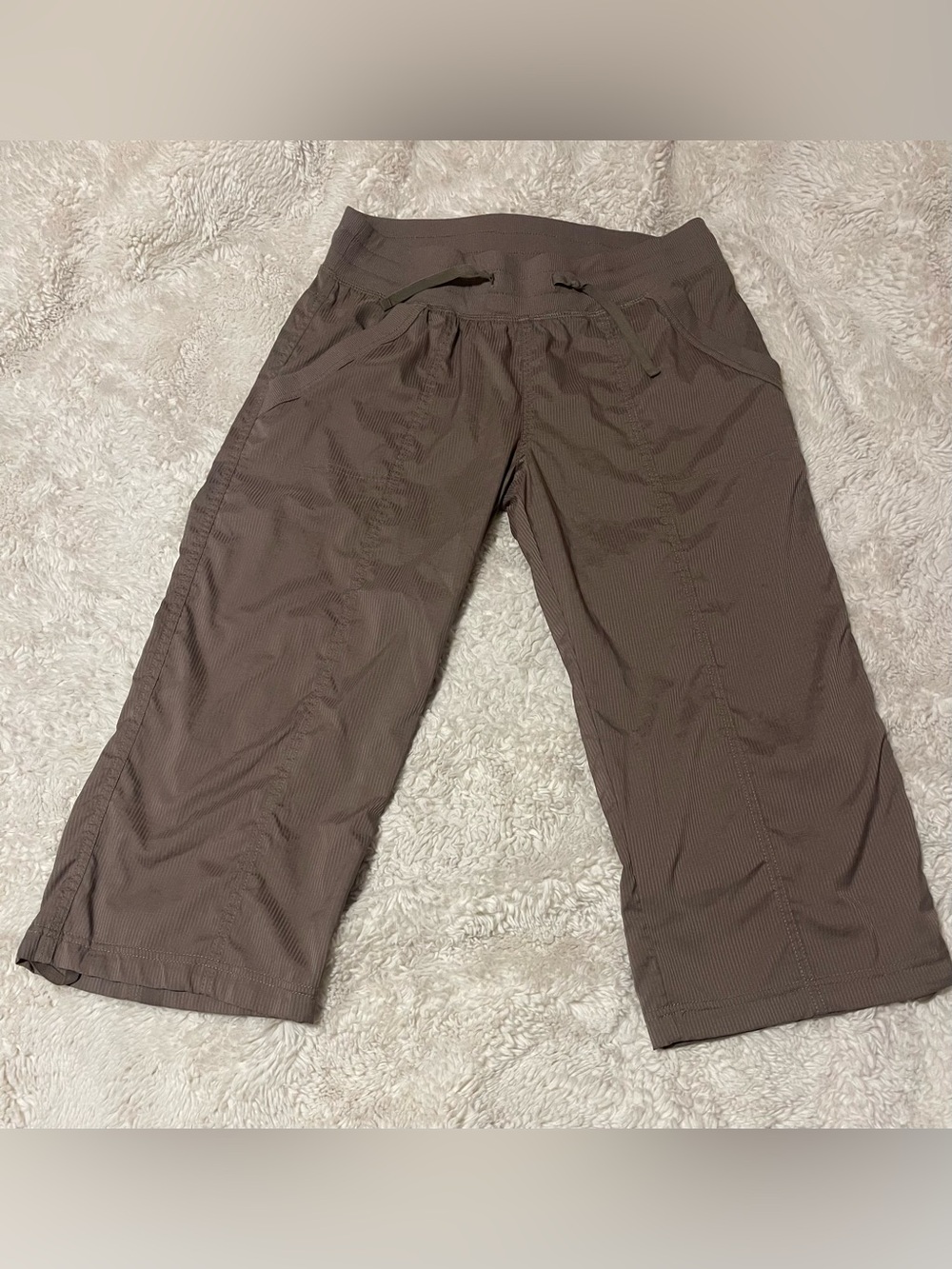 Womens Cropped Capri Pants Brown Taupe Stretch Waist Athleisure Size L